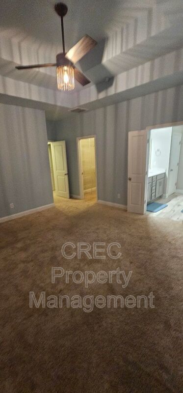 Bright & Beautiful Rental in Whitney Lake – Minutes to Downtown & Beaches property image