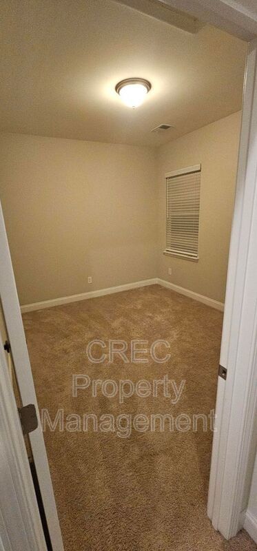 Bright & Beautiful Rental in Whitney Lake – Minutes to Downtown & Beaches property image