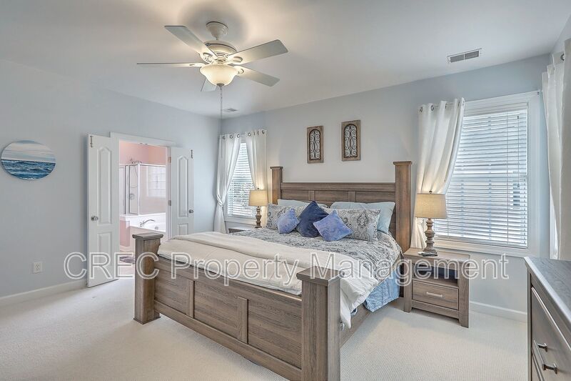 FULLY FURNISHED Mount Pleasant Home! 6 Month Lease property image