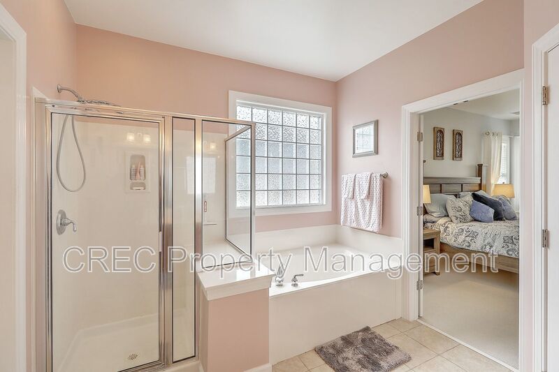 FULLY FURNISHED Mount Pleasant Home! 6 Month Lease property image
