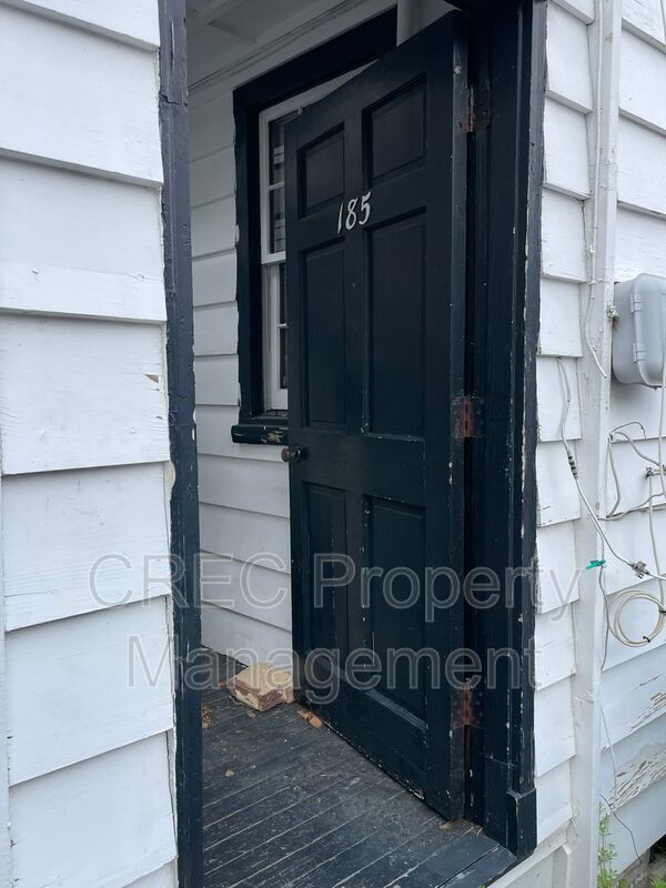 Cozy Downtown CHS Apartment! property image