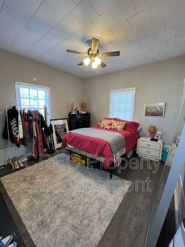 Two story townhouse Downtown Charleston property image