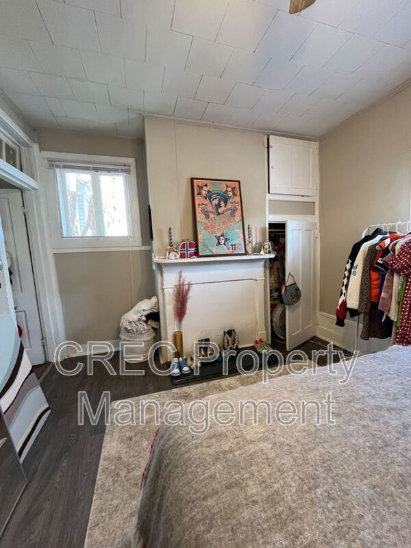 Two story townhouse Downtown Charleston property image