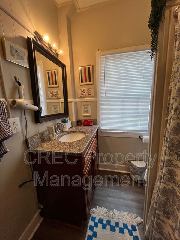 Two story townhouse Downtown Charleston property image