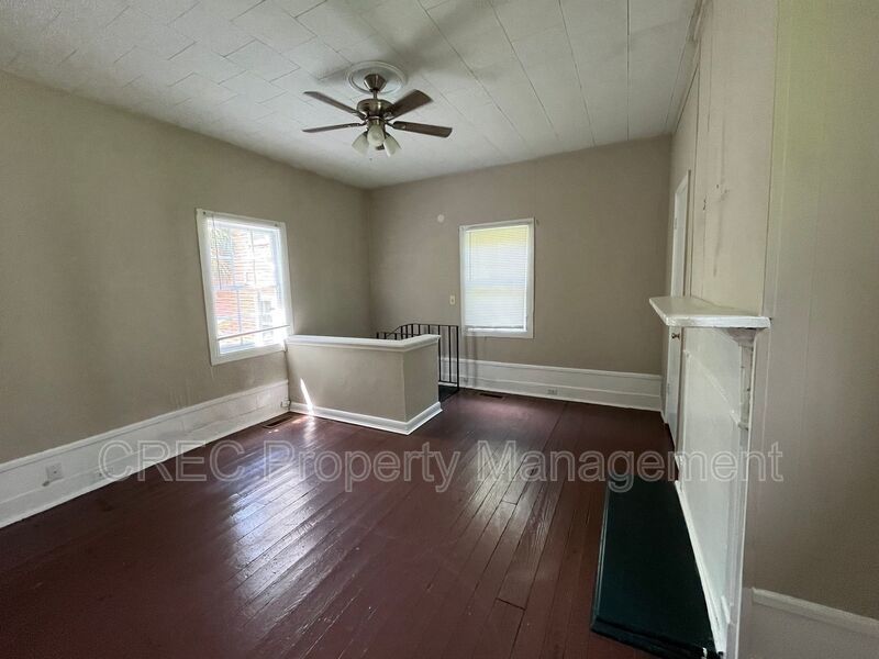 Two story townhouse Downtown Charleston property image