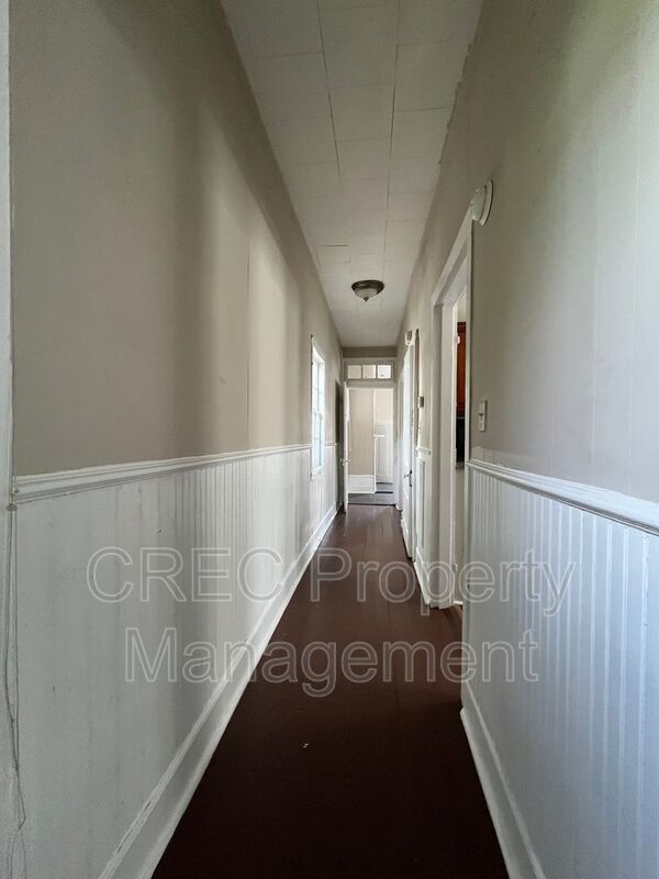 Two story townhouse Downtown Charleston property image