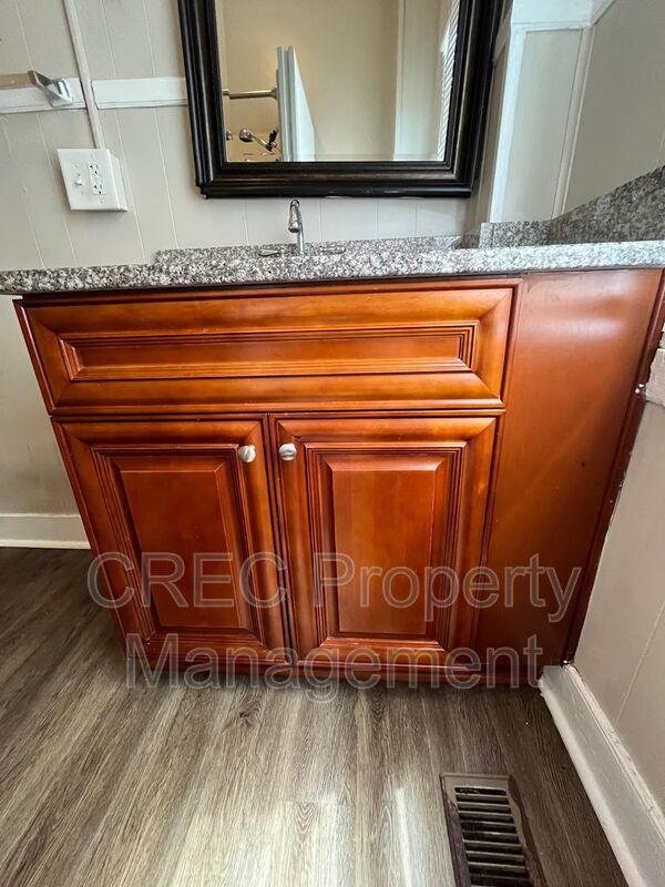 Two story townhouse Downtown Charleston property image