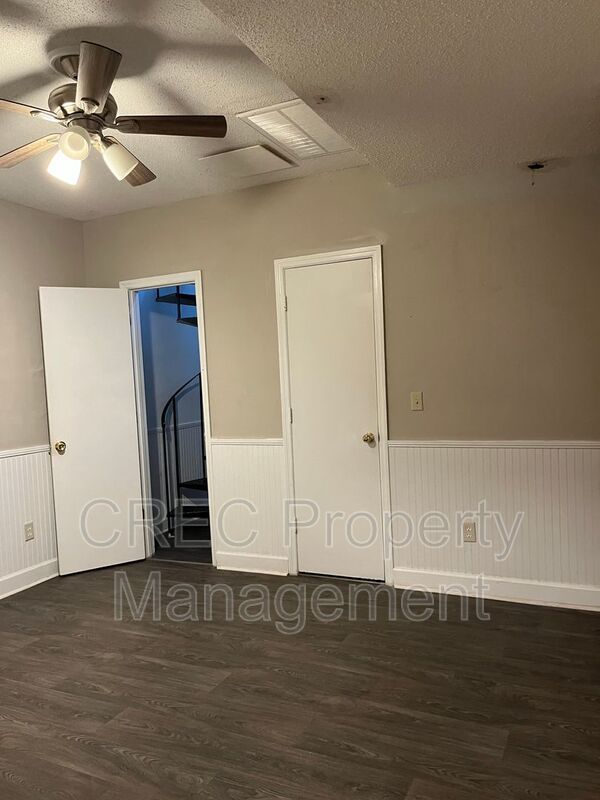 Two story townhouse Downtown Charleston property image