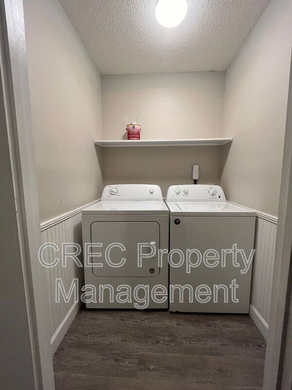 Two story townhouse Downtown Charleston property image