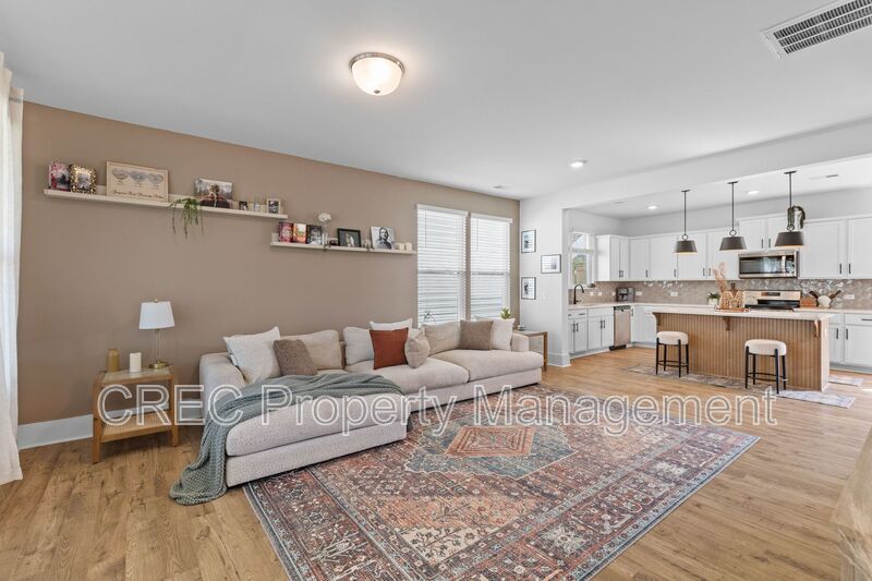 Move-In Ready Home with Modern Upgrades in Ravenel property image