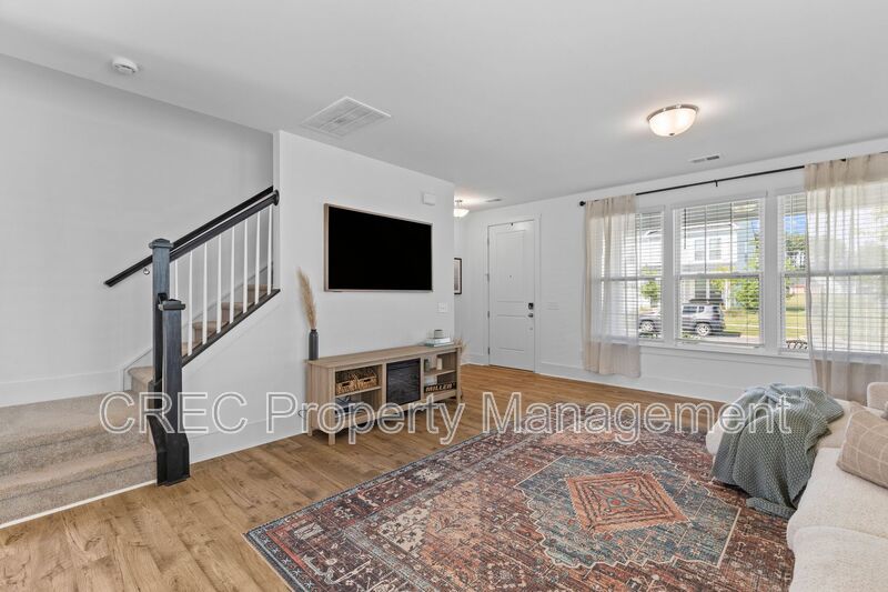 Move-In Ready Home with Modern Upgrades in Ravenel property image