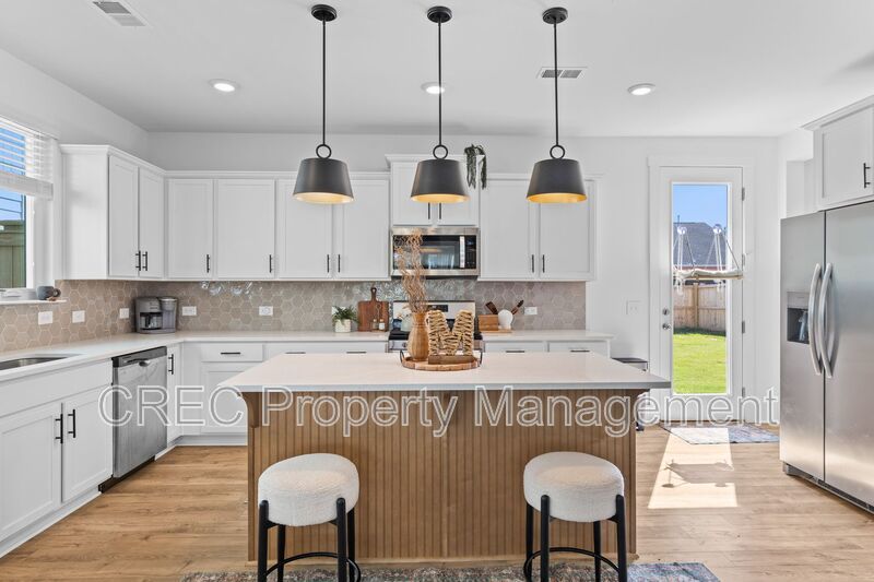 Move-In Ready Home with Modern Upgrades in Ravenel property image