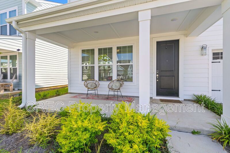 Move-In Ready Home with Modern Upgrades in Ravenel property image