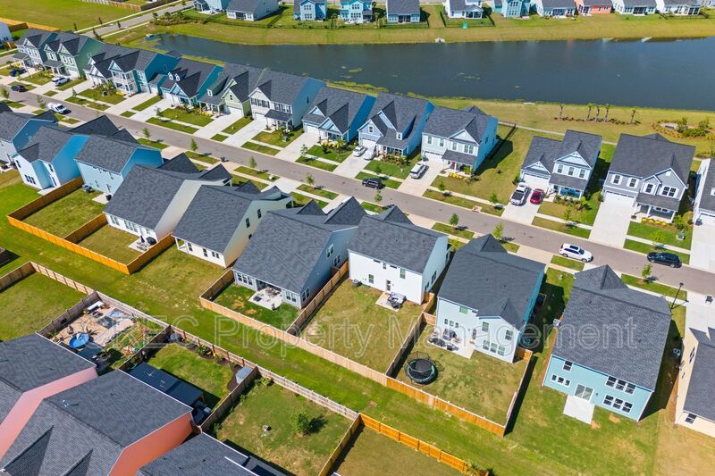 Move-In Ready Home with Modern Upgrades in Ravenel property image