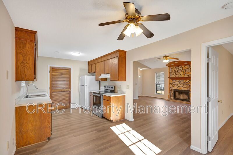 Your Next Chapter Starts Here — Charming Summerville Home property image