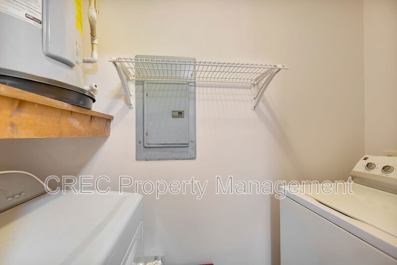 Your Next Chapter Starts Here — Charming Summerville Home property image