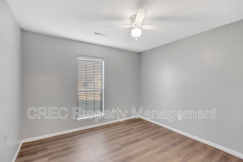 Your Next Chapter Starts Here — Charming Summerville Home property image