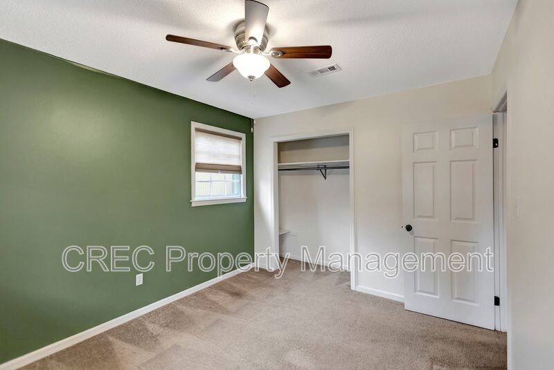 Updated Lowcountry Living in This 4-Bedroom Summerville Home property image