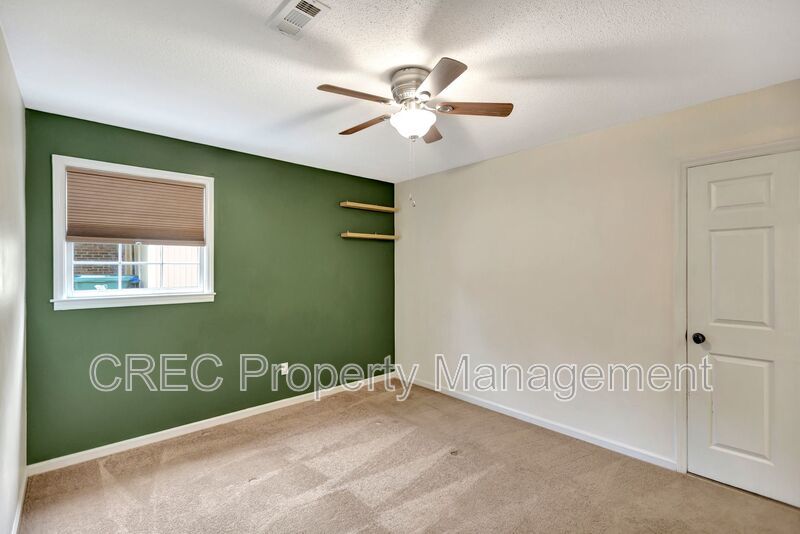 Updated Lowcountry Living in This 4-Bedroom Summerville Home property image