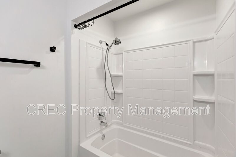 Updated Lowcountry Living in This 4-Bedroom Summerville Home property image