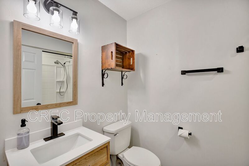 Updated Lowcountry Living in This 4-Bedroom Summerville Home property image