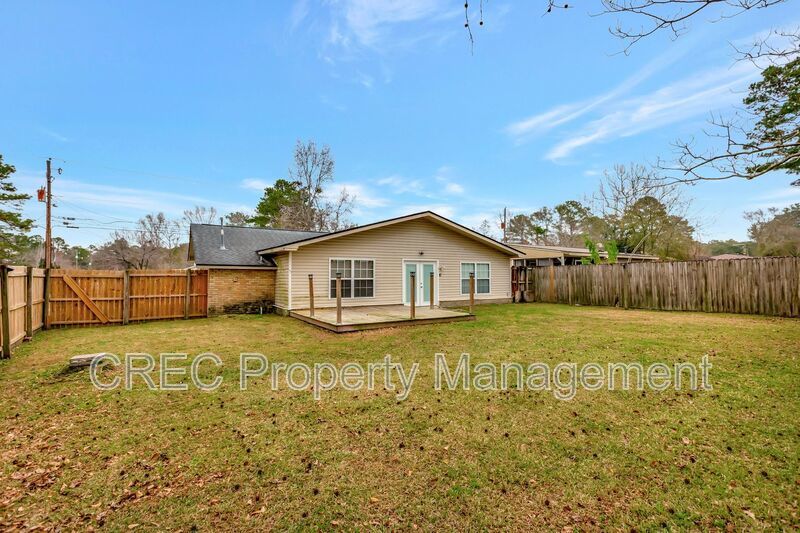 Updated Lowcountry Living in This 4-Bedroom Summerville Home property image