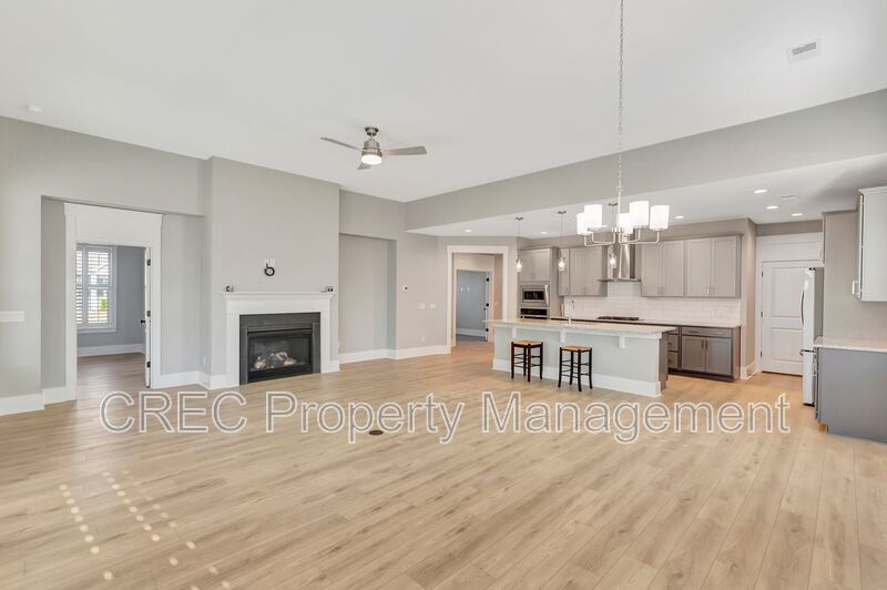 Charming 2-Bedroom, 2-Bath Home in the Heart of Summerville property image