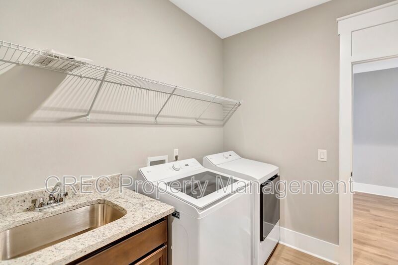 Charming 2-Bedroom, 2-Bath Home in the Heart of Summerville property image