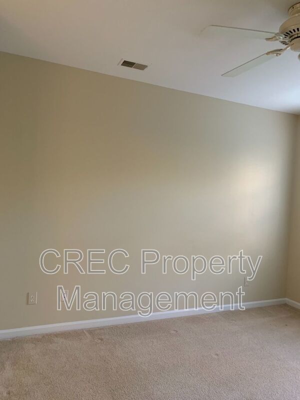 Charming 2-Story Home in White Gables! property image