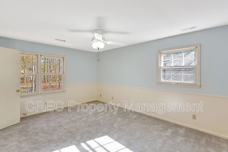 Single Family Home in Kings Grant property image