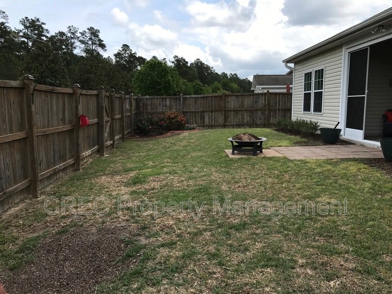 Beautiful ranch style home sitting on a quiet street property image