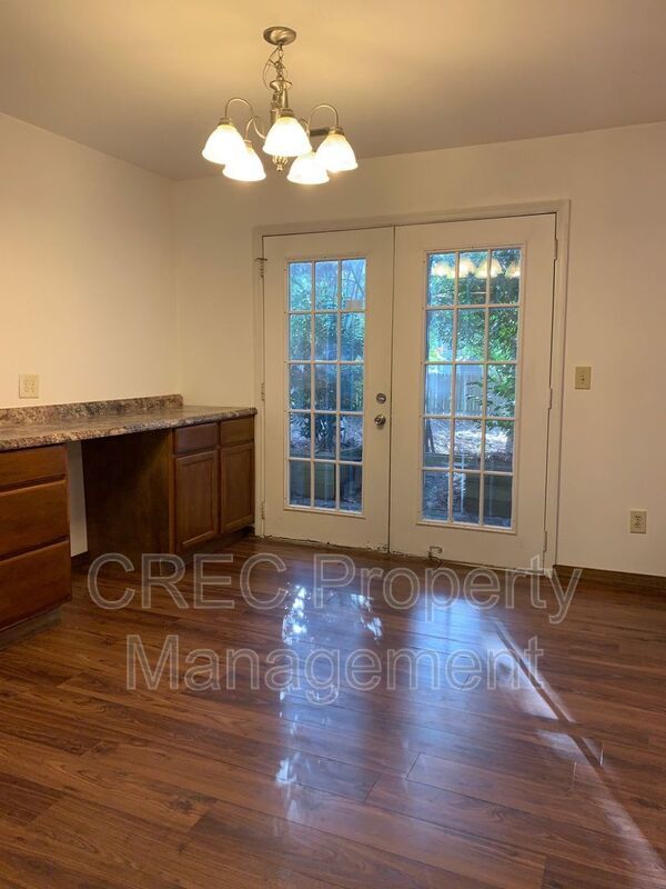 Beautiful Two Story In The Heart Of Mt. Pleasant property image