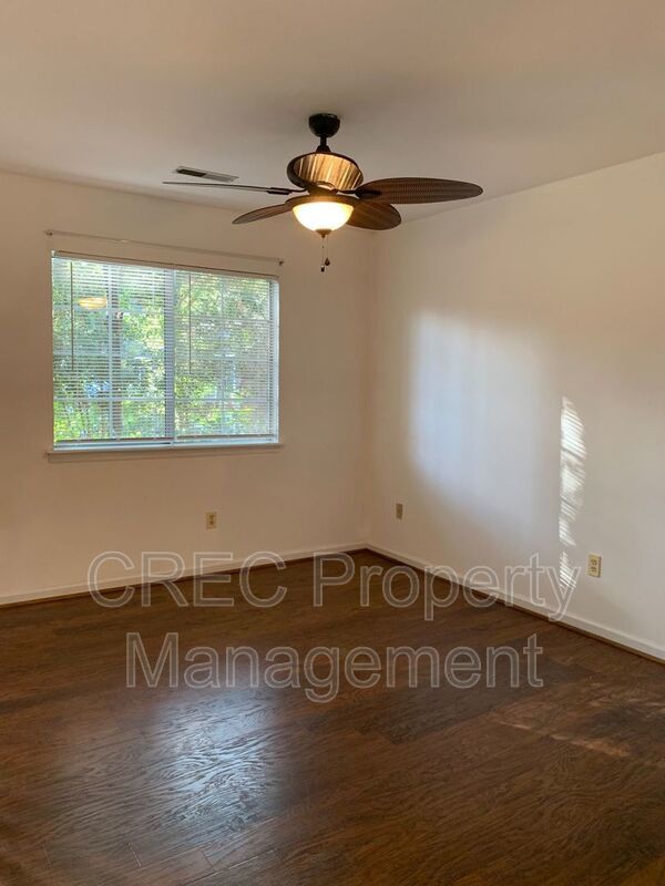 Beautiful Two Story In The Heart Of Mt. Pleasant property image