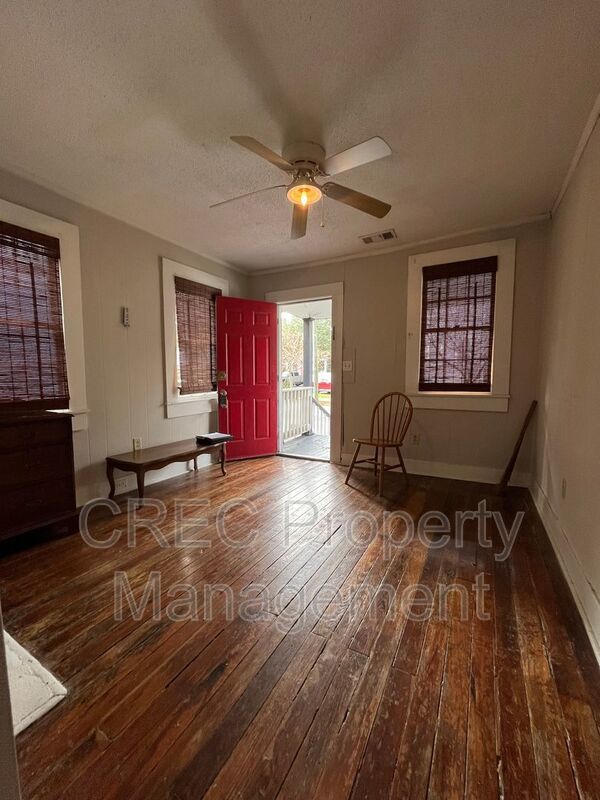 Downtown Charleston Cottage! property image