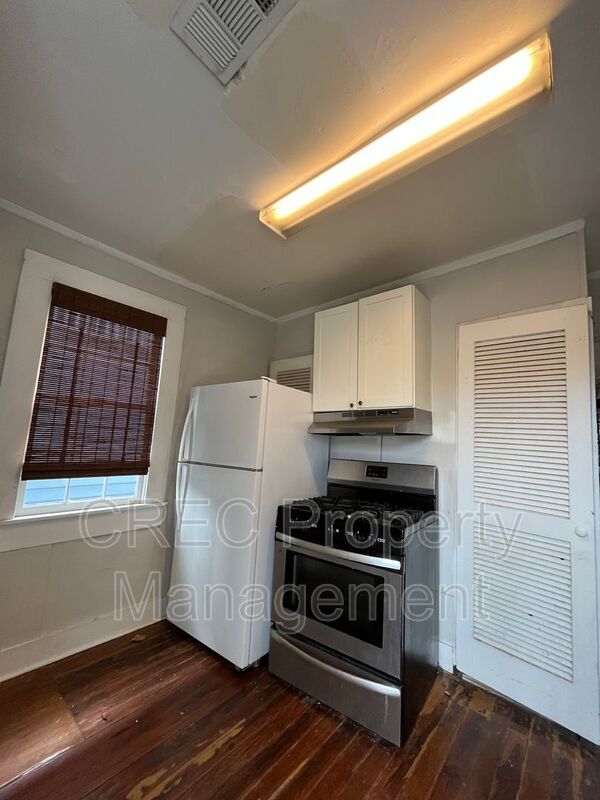 Downtown Charleston Cottage! property image