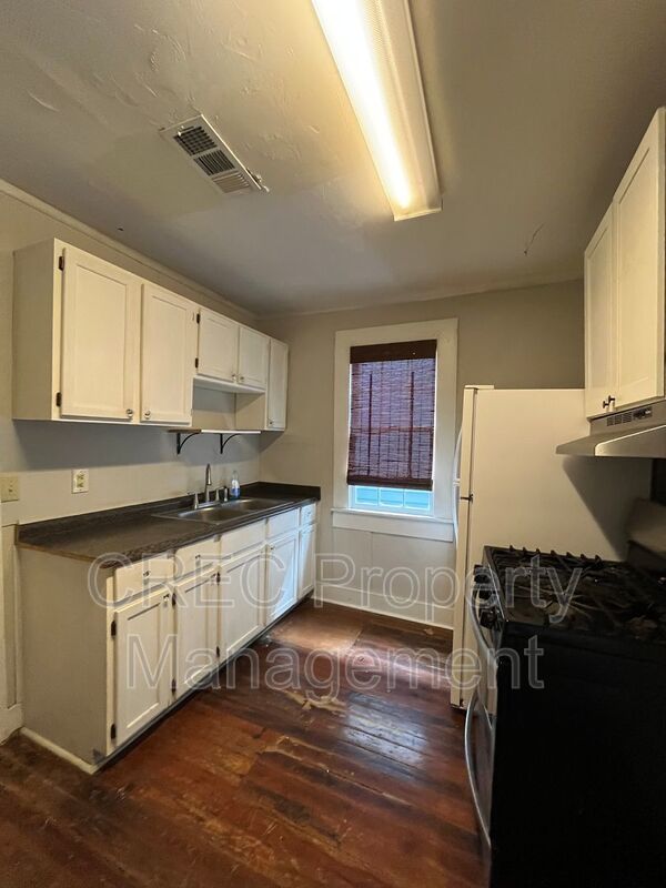Downtown Charleston Cottage! property image