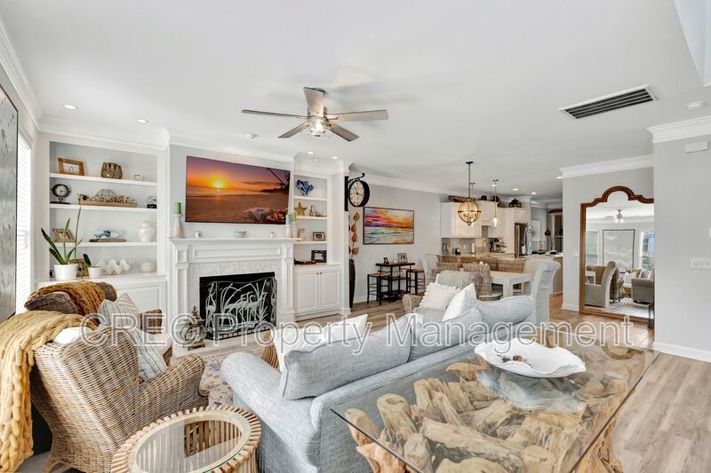 Luxury End-Unit Townhome in Gated Dunes West with Bonus Suite property image