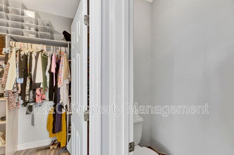 Luxury End-Unit Townhome in Gated Dunes West with Bonus Suite property image