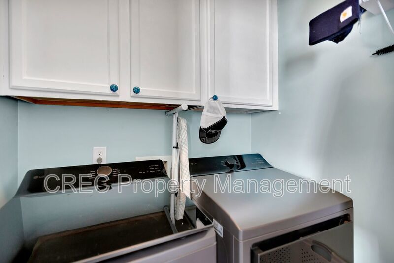 Luxury End-Unit Townhome in Gated Dunes West with Bonus Suite property image