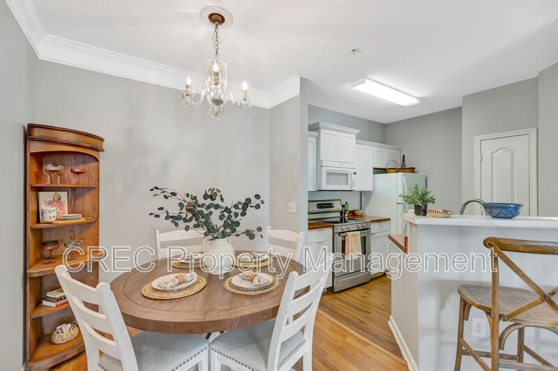 Park West Condo in Mount Pleasant! property image