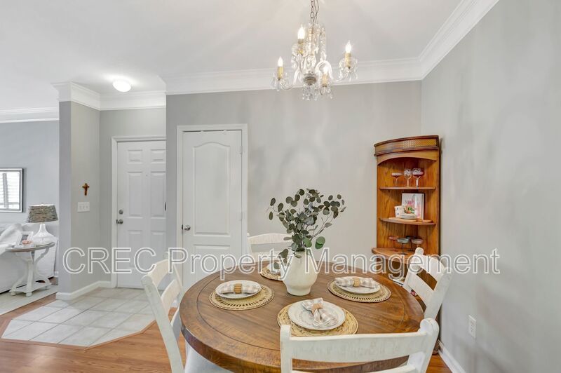 Park West Condo in Mount Pleasant! property image