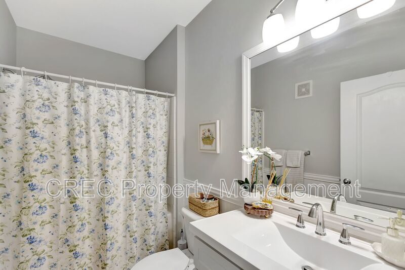 Park West Condo in Mount Pleasant! property image