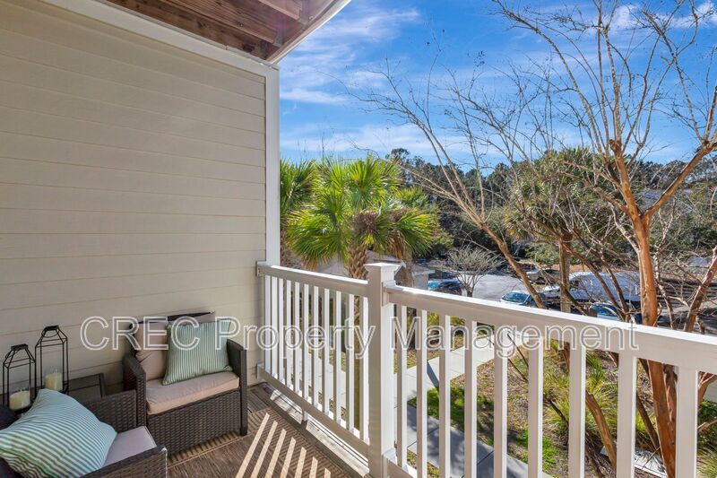 Park West Condo in Mount Pleasant! property image