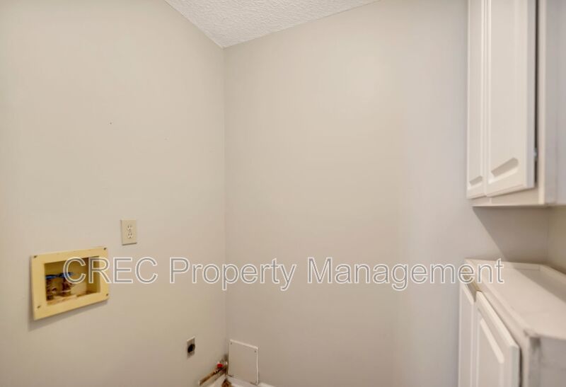 Spacious Summerville Ranch Style Home property image