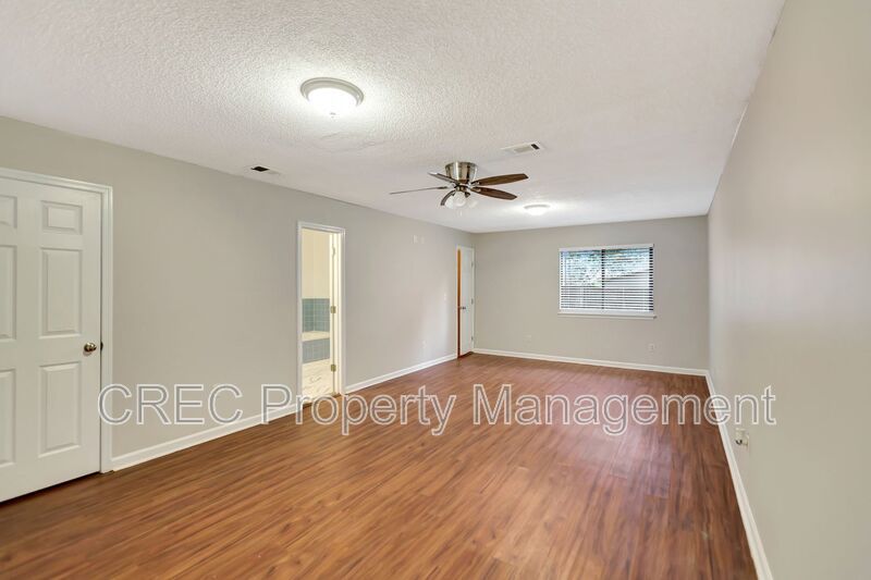 Spacious Summerville Ranch Style Home property image