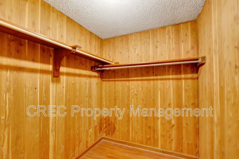 Spacious Summerville Ranch Style Home property image