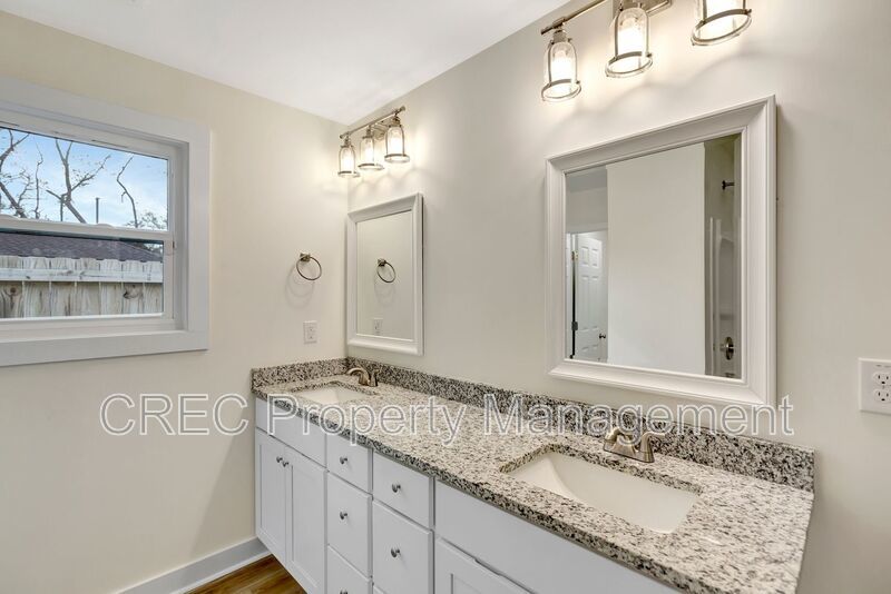 Immaculate Home in Pinewood Vista! property image