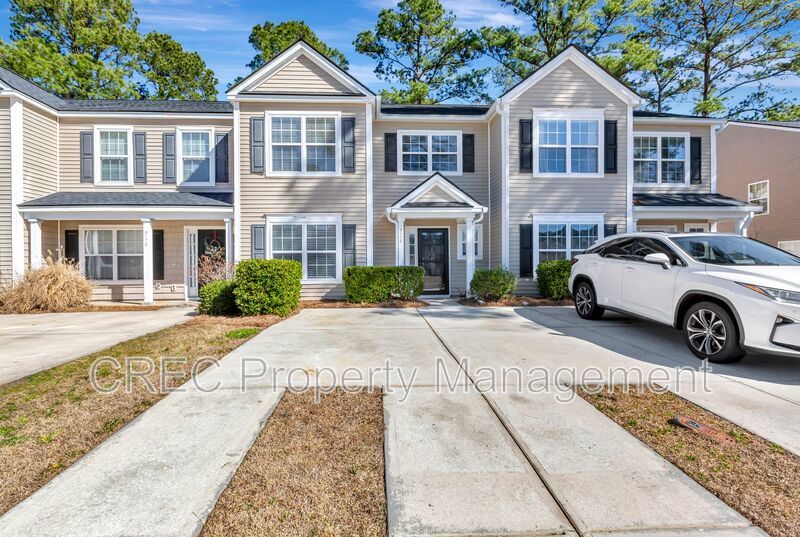 Move Right Into Effortless Living in the Heart of Wescott Plantation! property image