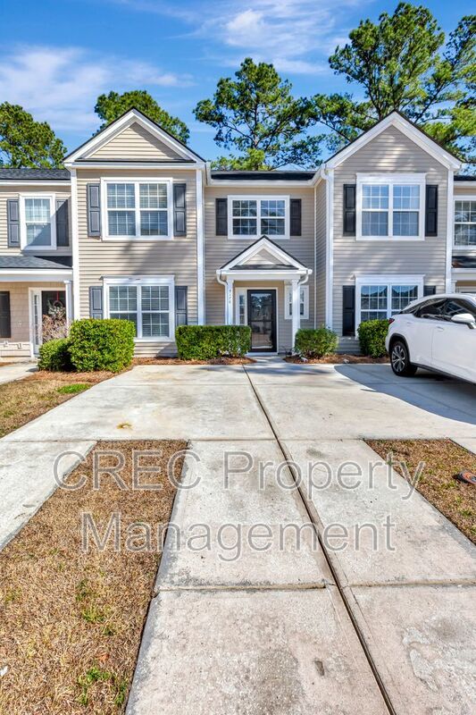 Move Right Into Effortless Living in the Heart of Wescott Plantation! property image