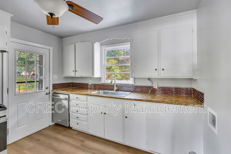 Three Bedroom Home in West Ashley property image